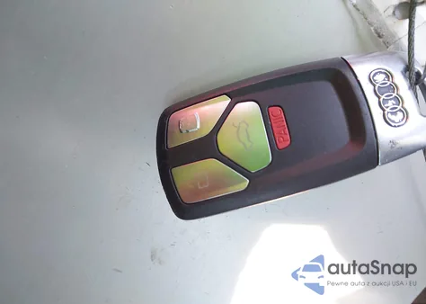 2018 Audi A4 2.0T Tech Ultra Premium/2.0T Ultra Premium z USA, uszkodzony, nr VIN WAULMAF42JA233811